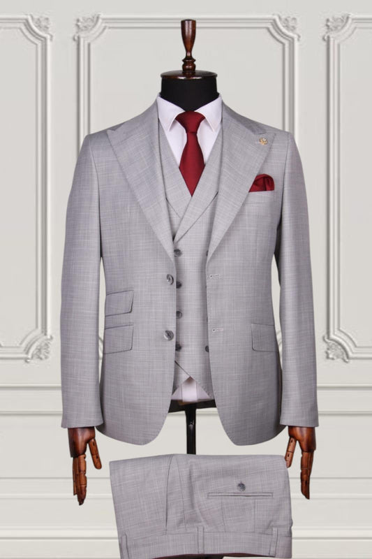 Gray Color Men's Suit , Three Piece Peak Lapel, Flap Pocket,